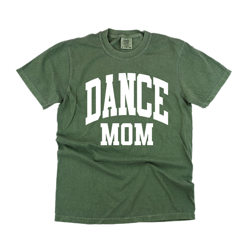 Varsity Style - DANCE MOM - SHORT SLEEVE COMFORT COLORS TEE