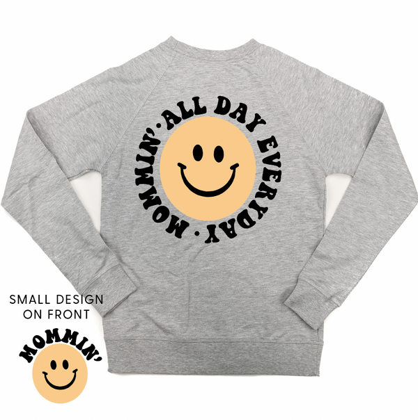 THE RETRO EDIT - Mommin' Smiley Pocket on Front w/ Mommin' All Day Everyday Full on Back - Lightweight Pullover Sweater