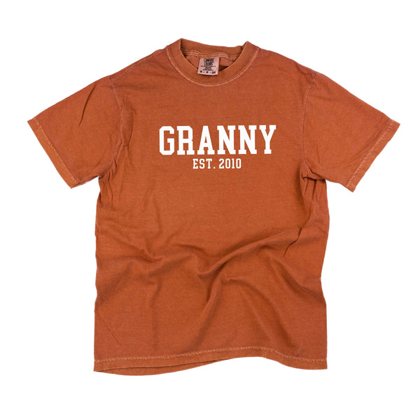 Granny - EST. (Select Your Year) - SHORT SLEEVE COMFORT COLORS TEE
