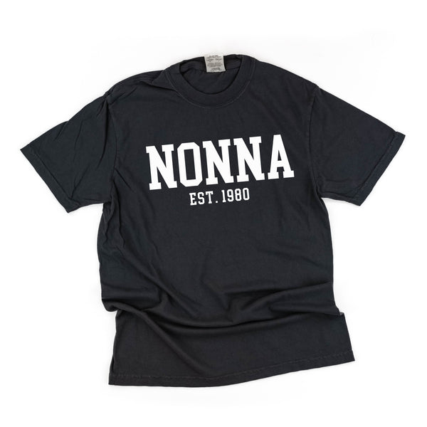 Nonna - EST. (Select Your Year) - SHORT SLEEVE COMFORT COLORS TEE