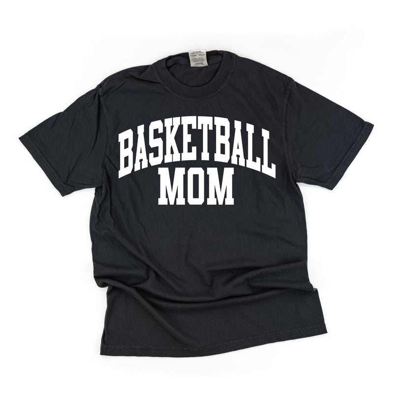 Varsity Style - BASKETBALL MOM - SHORT SLEEVE COMFORT COLORS TEE