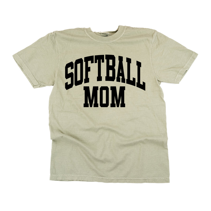 Varsity Style - SOFTBALL MOM - SHORT SLEEVE COMFORT COLORS TEE