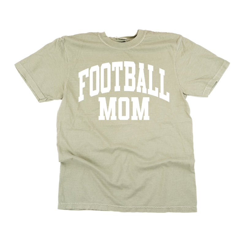 Varsity Style - FOOTBALL MOM - SHORT SLEEVE COMFORT COLORS TEE