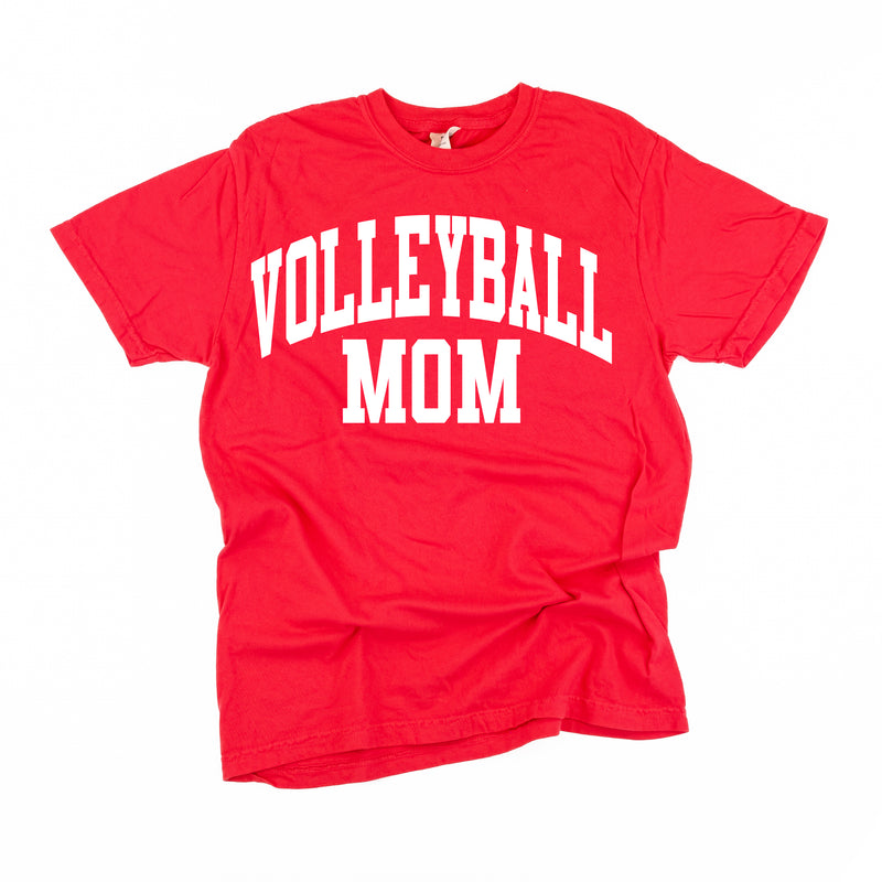 Varsity Style - VOLLEYBALL MOM - SHORT SLEEVE COMFORT COLORS TEE