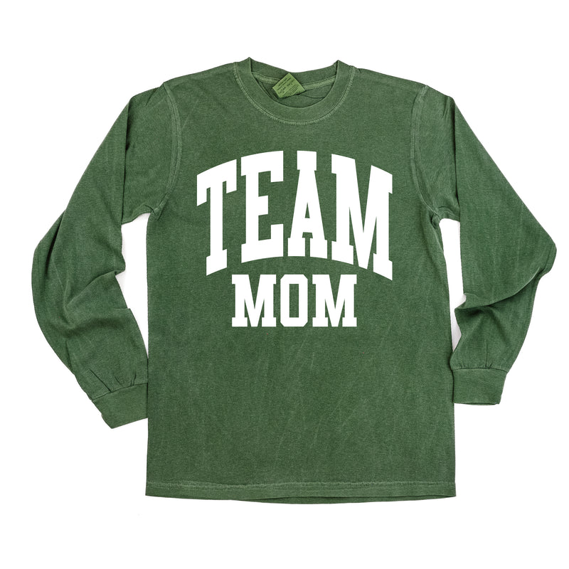 Varsity Style - TEAM MOM - LONG SLEEVE COMFORT COLORS TEE