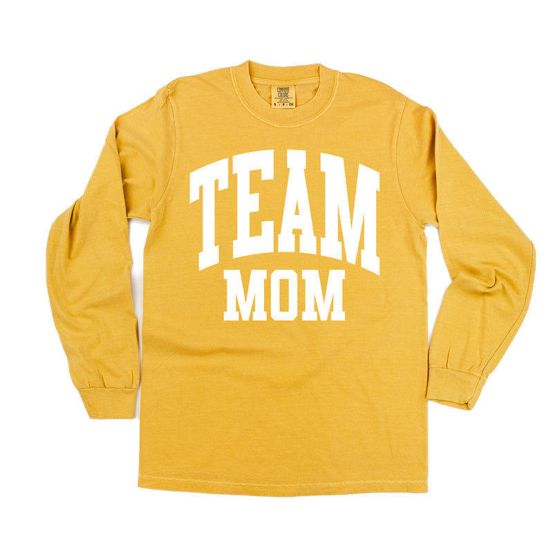 Varsity Style - TEAM MOM - LONG SLEEVE COMFORT COLORS TEE