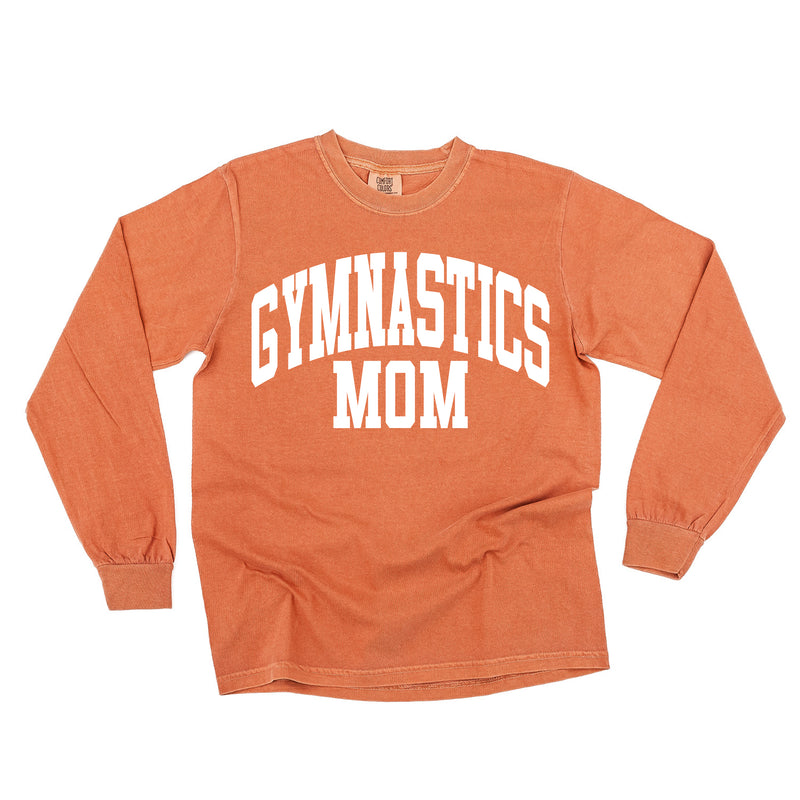 Varsity Style - GYMNASTICS MOM - LONG SLEEVE COMFORT COLORS TEE