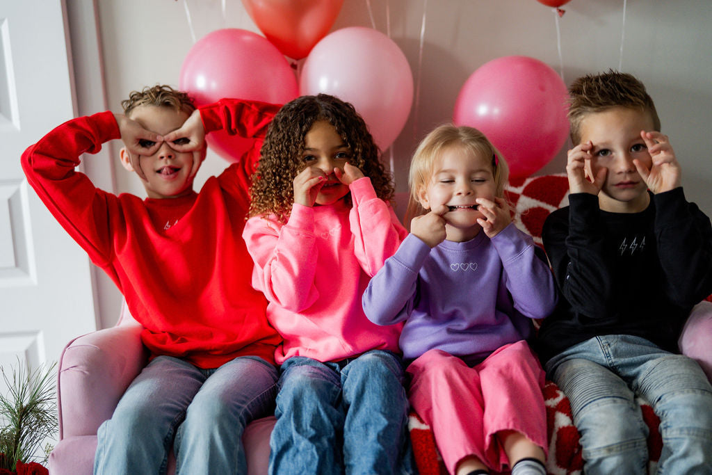 Love Notes - Outline Lightning Bolt Trio (center&sd) - Child Sweater Little Mama Shirt Shop