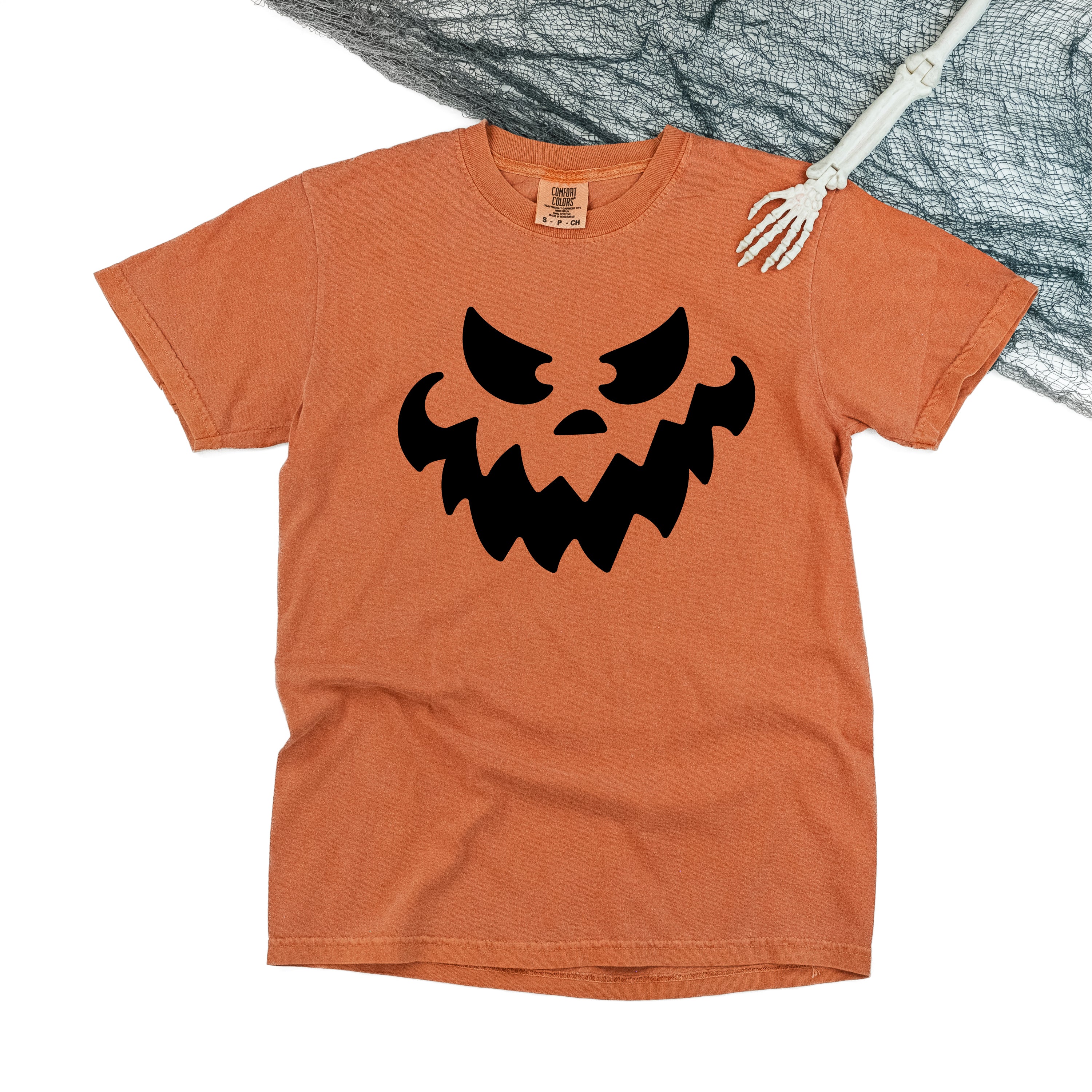 Scary Jack-o'-lantern Face - Comfort Colors Tee Little Mama Shirt Shop