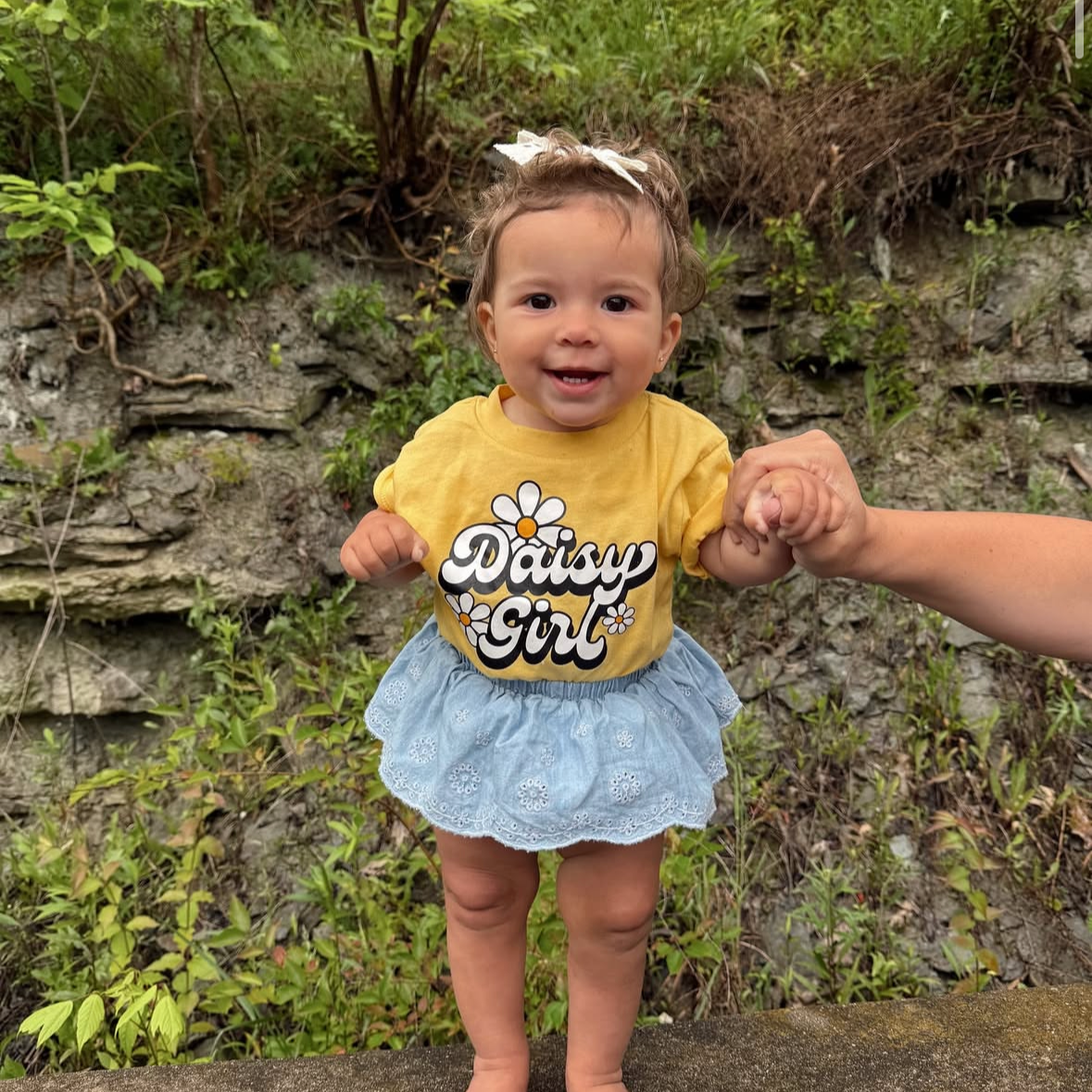 DAISY GIRL - w/ Full Daisy on Back - Short Sleeve Child Shirt Little Mama Shirt Shop