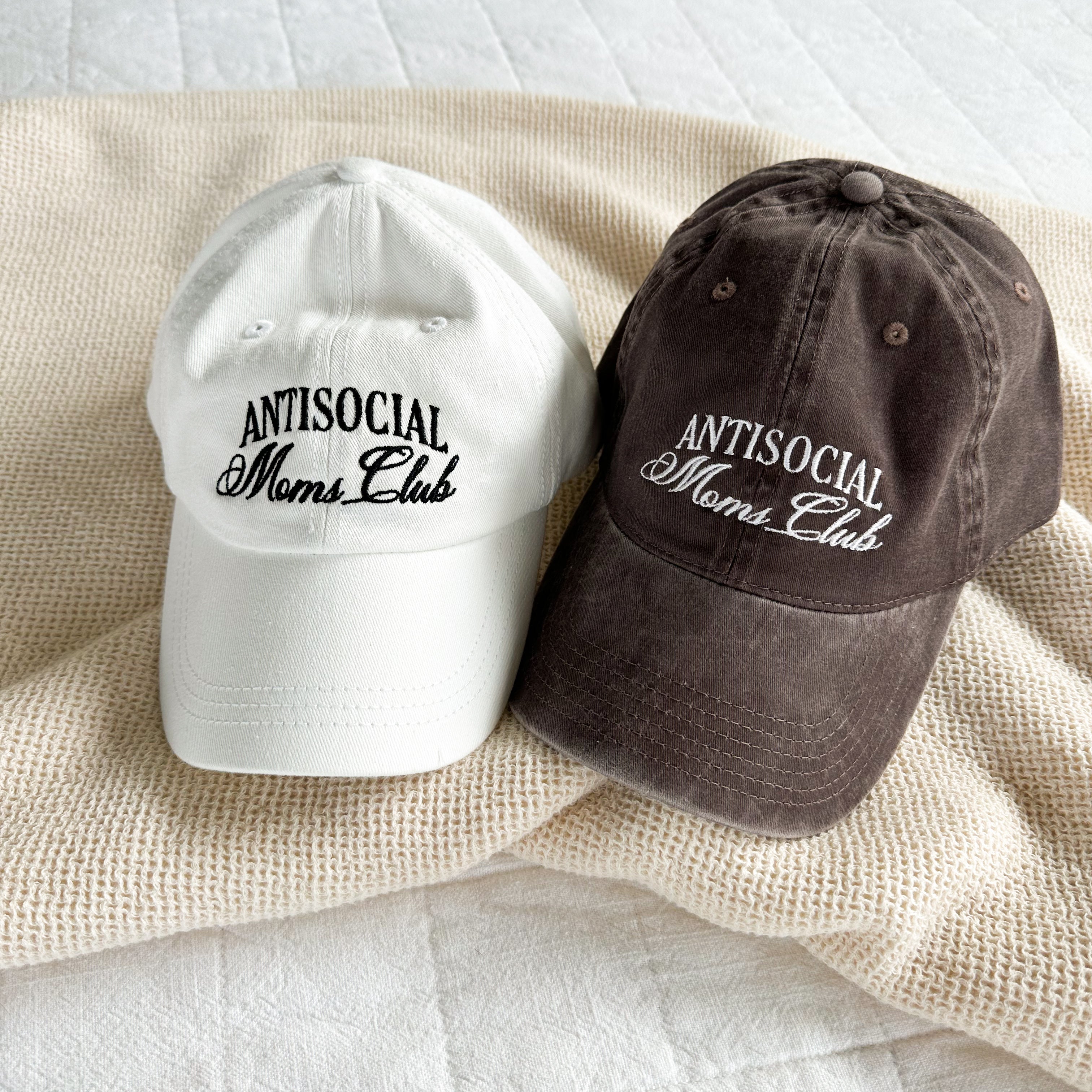 ANTISOCIAL MOMS CLUB - Baseball Cap Little Mama Shirt Shop