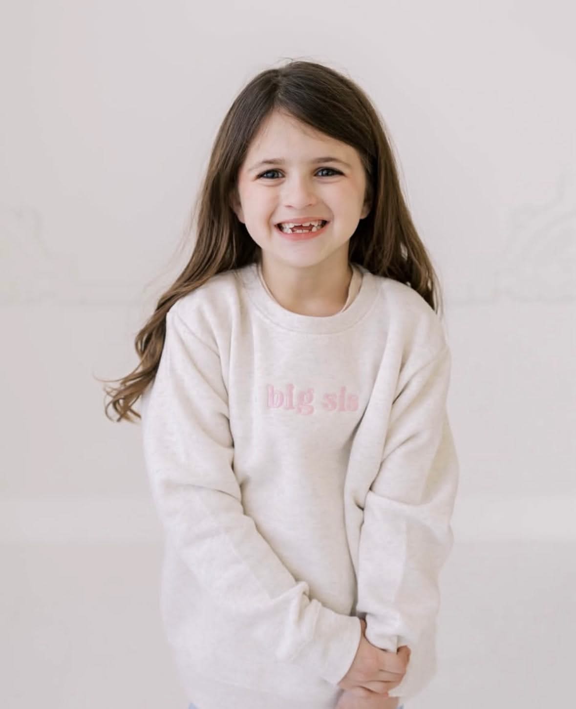Big Sis / Middle Sis / Little Sis – Embroidered Kids Sweater | Natural with Pink Thread Little Mama Shirt Shop