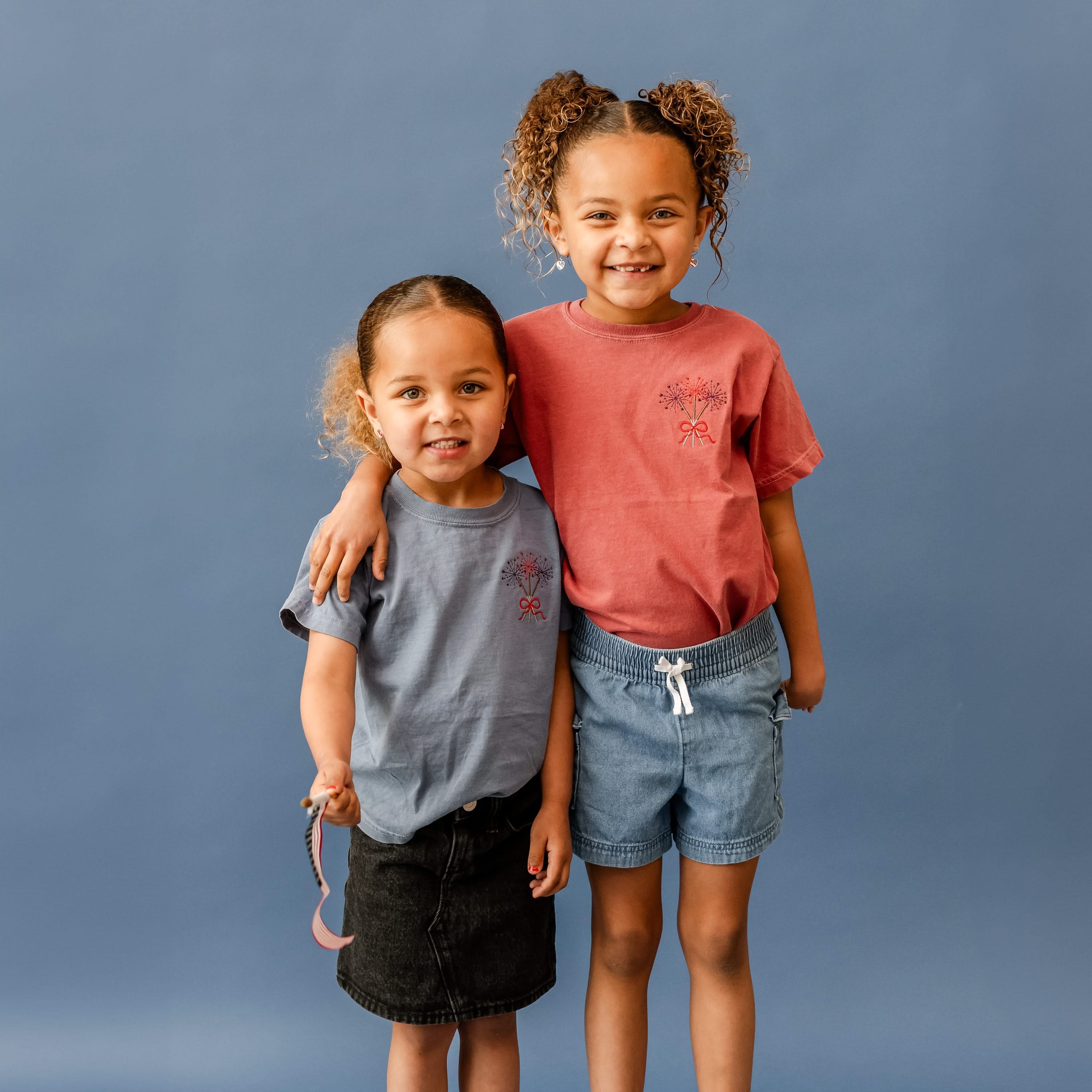 Embroidered YOUTH Comfort Colors Tee - Dainty Sparklers (pocket) Little Mama Shirt Shop