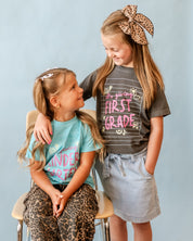 It's Giving (Choose Your Grade) - YOUTH Comfort Colors Tee Little Mama Shirt Shop