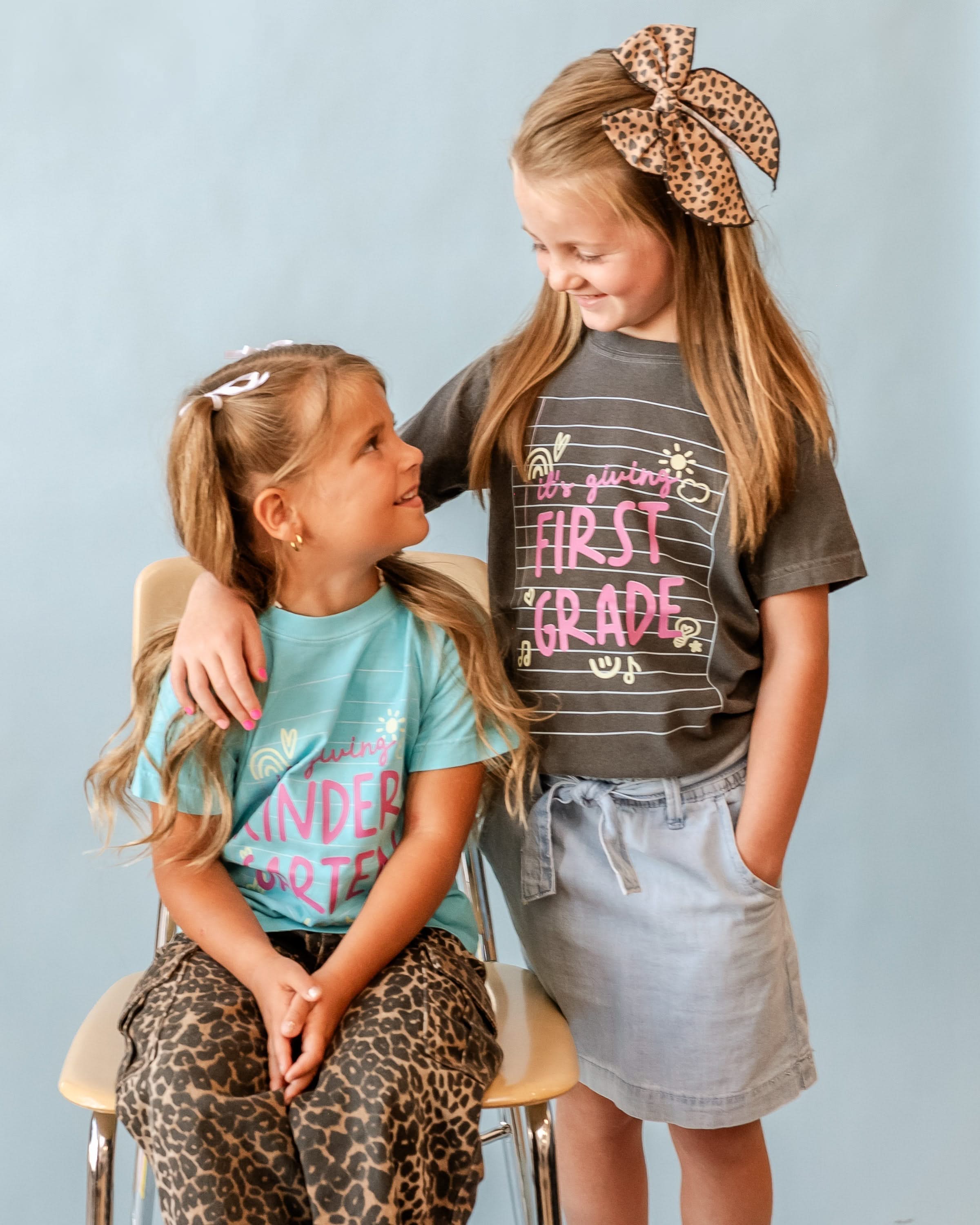 It's Giving (Choose Your Grade) - YOUTH Comfort Colors Tee Little Mama Shirt Shop