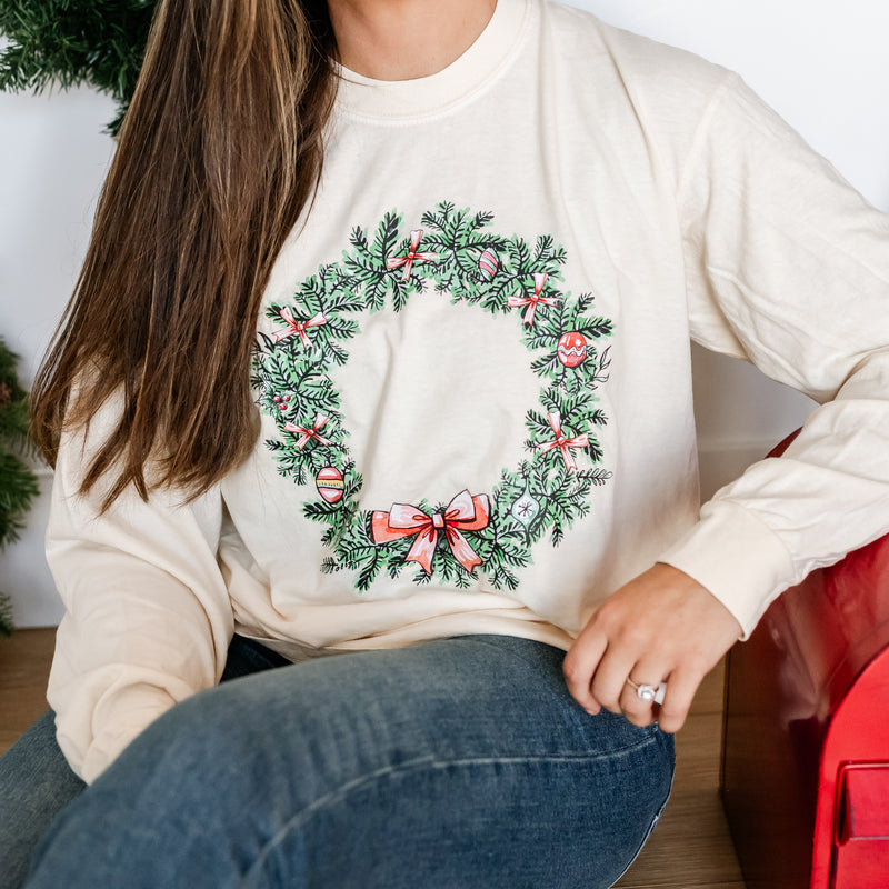 Christmas Wreath - Fa La La La La La (f&b) - LONG SLEEVE Comfort Colors Tee