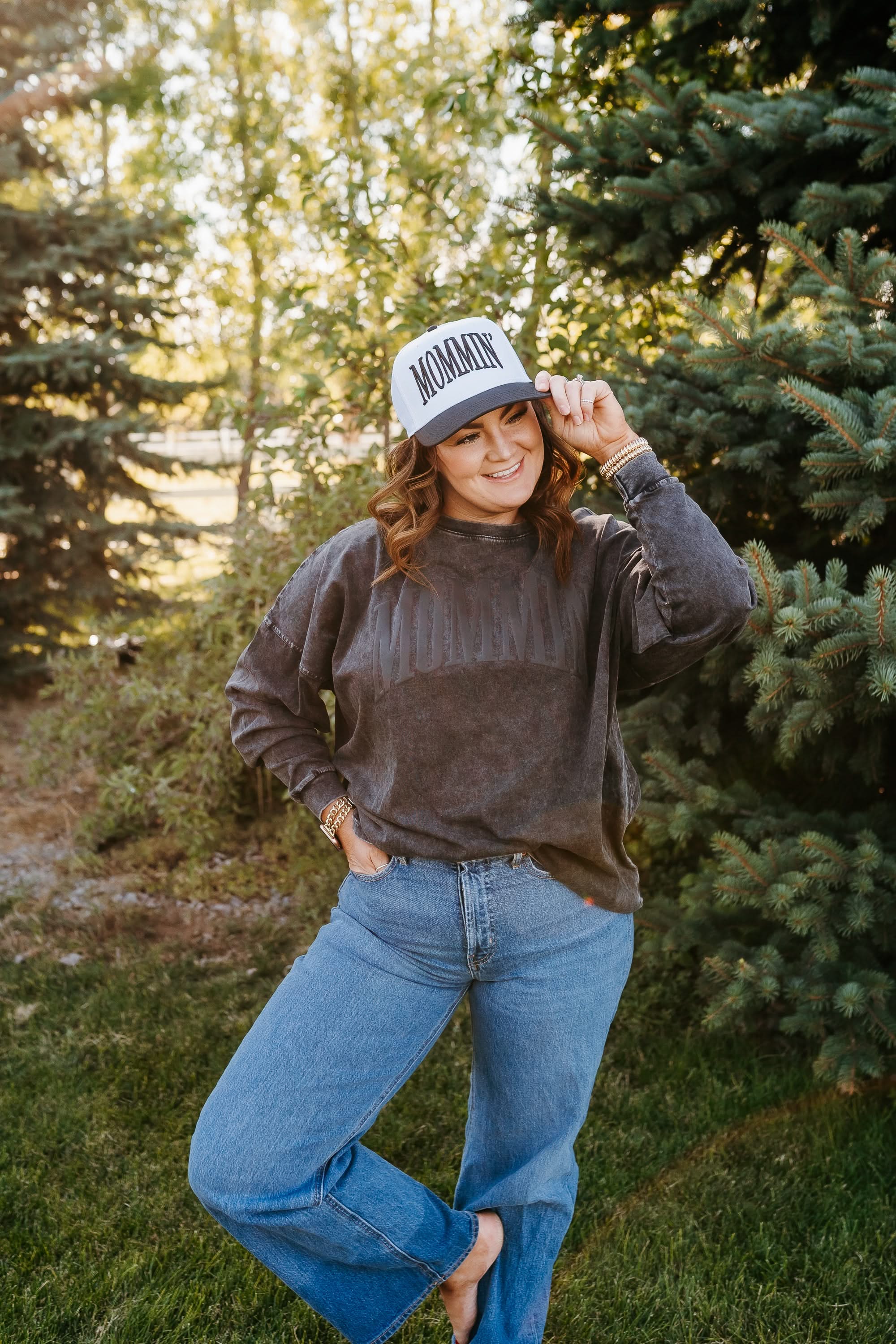 Puff Print MOMMIN' - The Big Tee Little Mama Shirt Shop