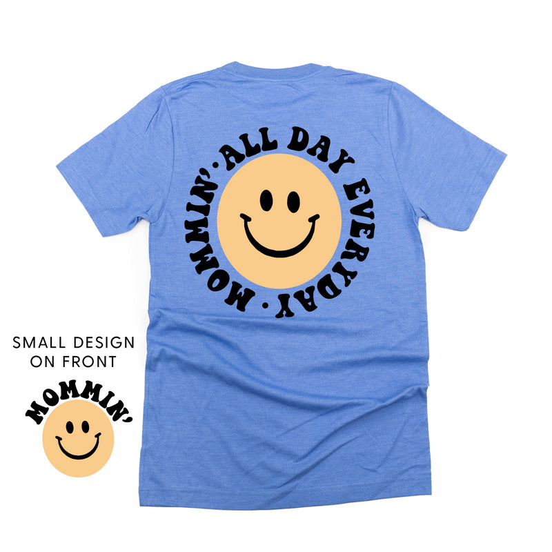 THE RETRO EDIT - Mommin' Smiley Pocket on Front w/ Mommin' All Day Everyday Full on Back - Unisex Tee