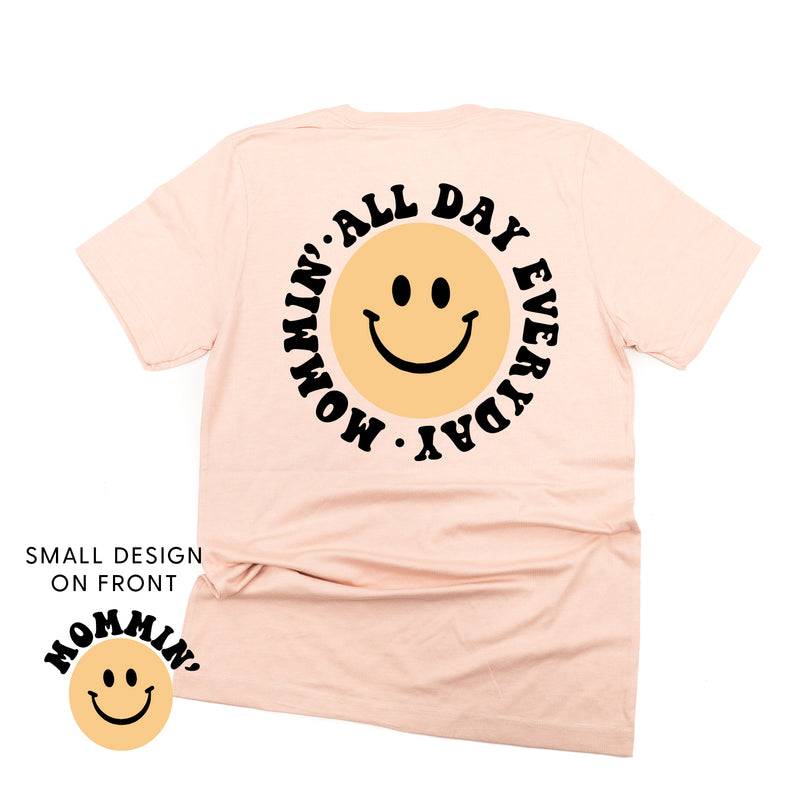 THE RETRO EDIT - Mommin' Smiley Pocket on Front w/ Mommin' All Day Everyday Full on Back - Unisex Tee