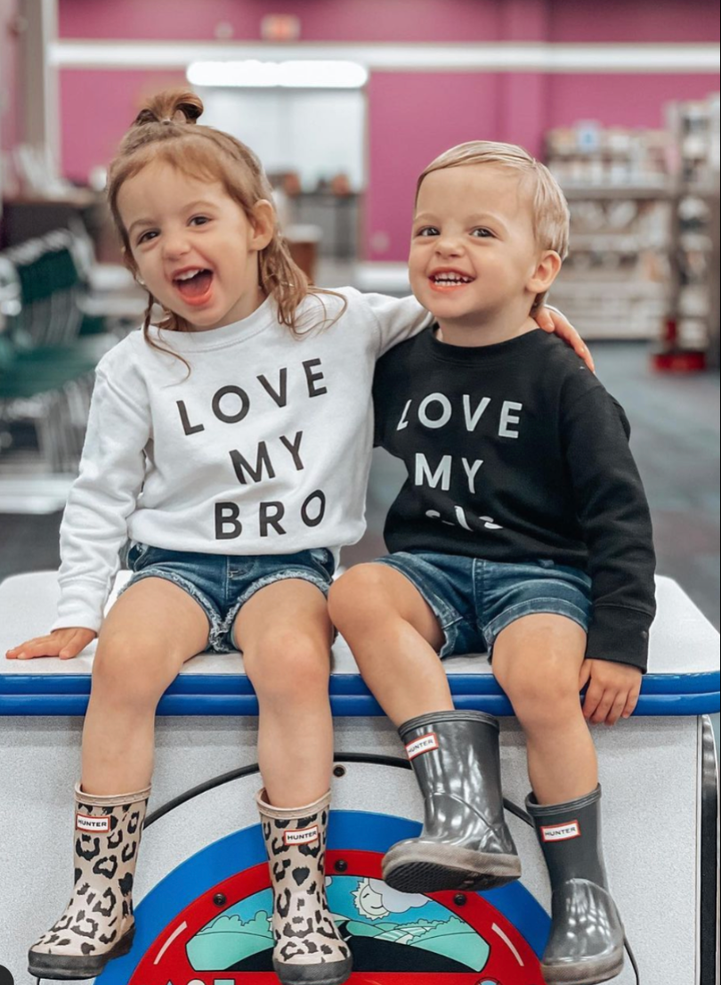 Love My Sis - Child Sweater Little Mama Shirt Shop