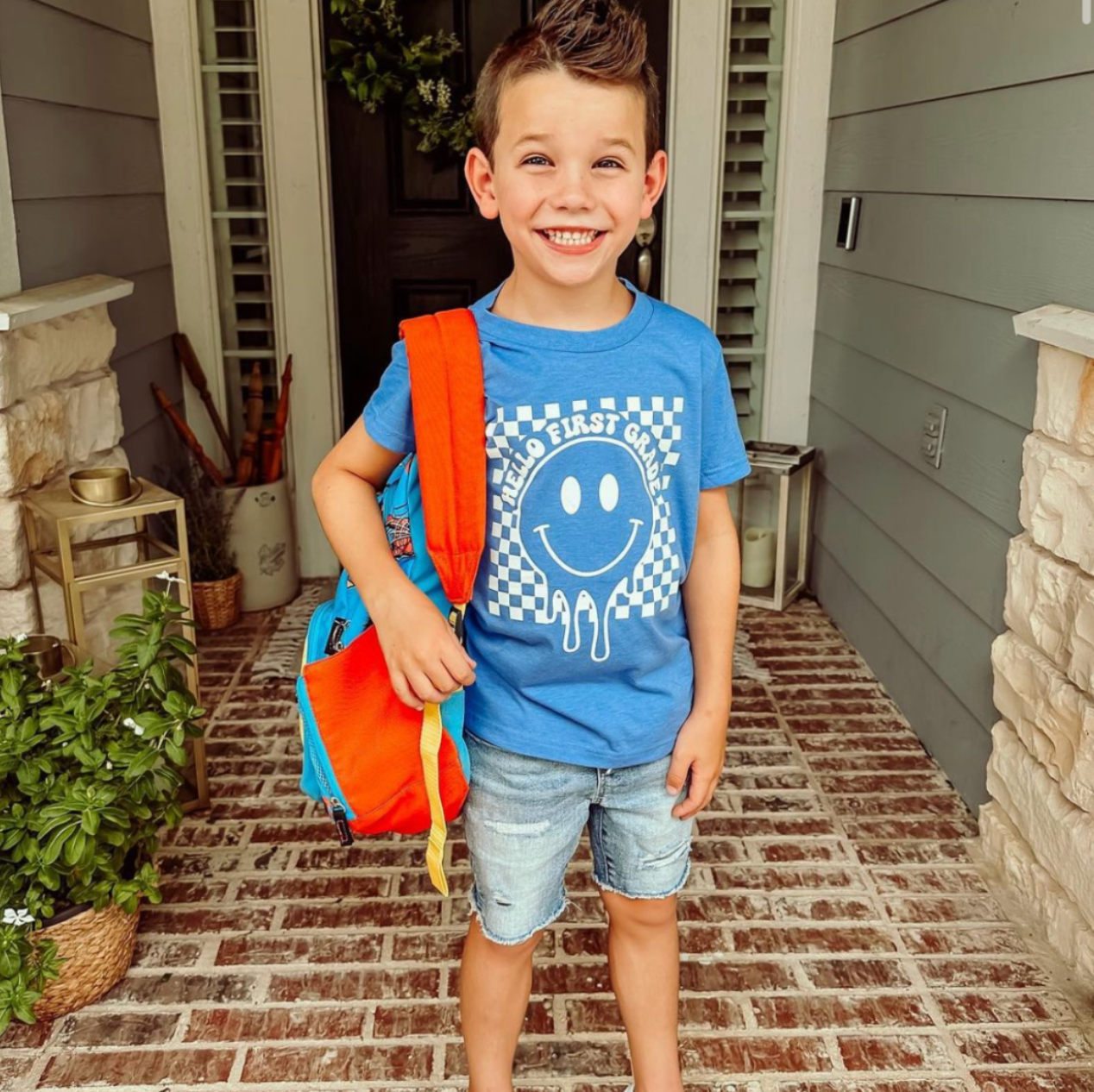 Hello (Choose Your Grade) - Checker Smiley - Child Tee Little Mama Shirt Shop