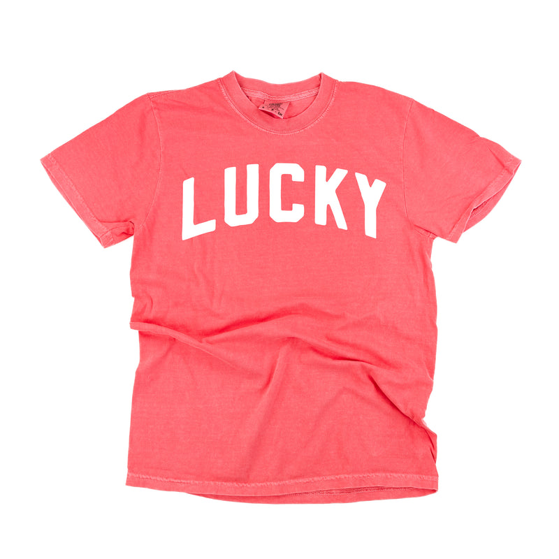 Arched LUCKY - SHORT SLEEVE COMFORT COLORS TEE