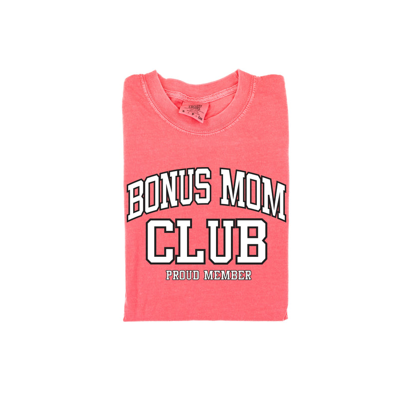 Varsity Style - BONUS MOM Club - Proud Member - SHORT SLEEVE COMFORT COLORS TEE