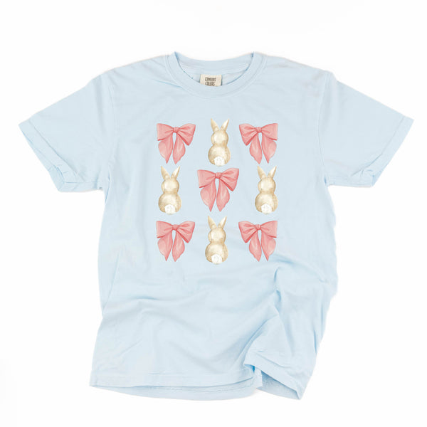 comfort_colors_short_sleeve_bunnies_and_bows_little_mama_shirt_shop