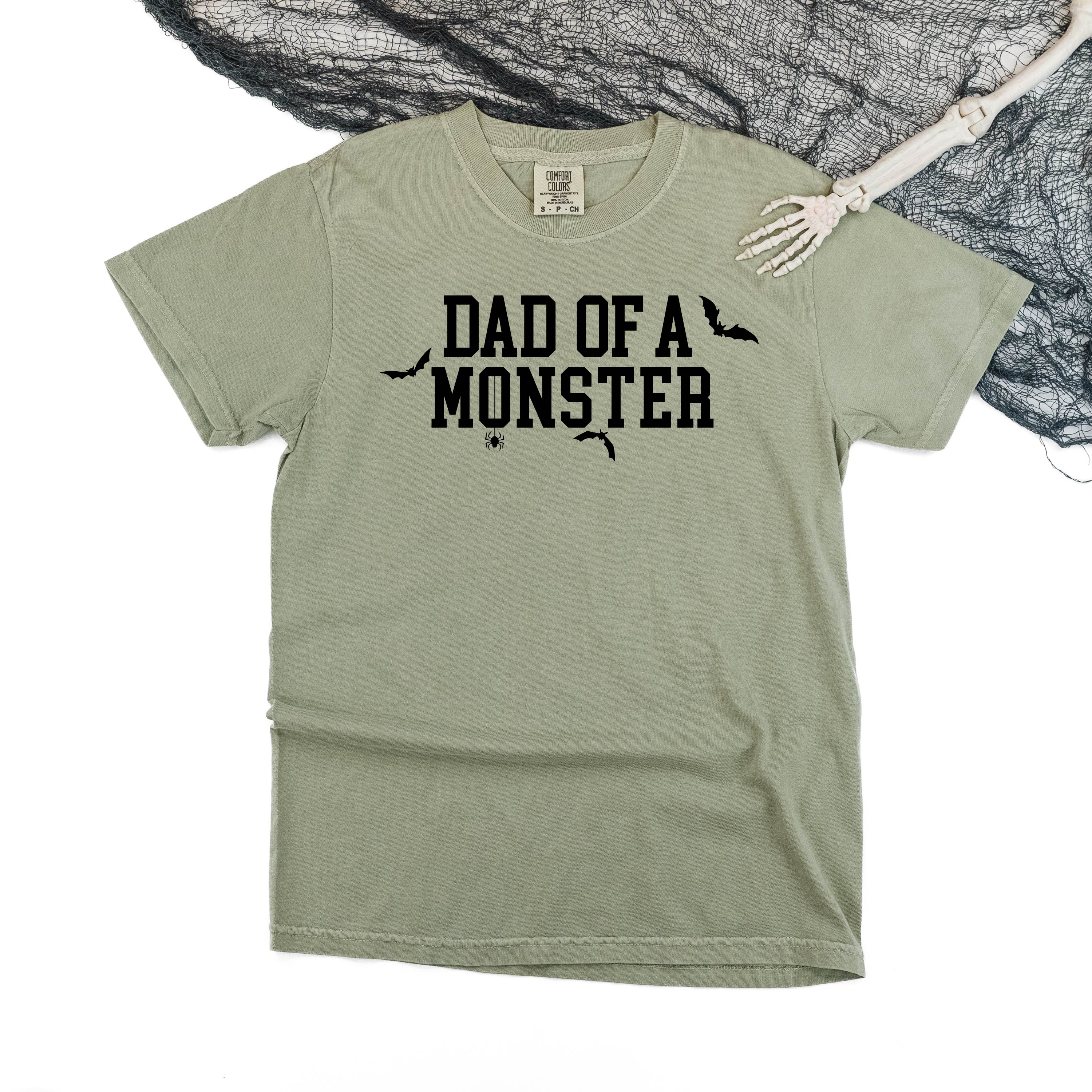 comfort_colors_short_sleeve_dad_of_a_monster_little_mama_shirt_shop
