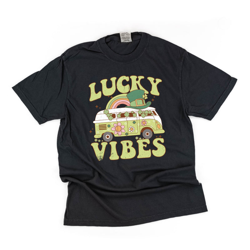 Lucky Vibes - SHORT SLEEVE COMFORT COLORS TEE