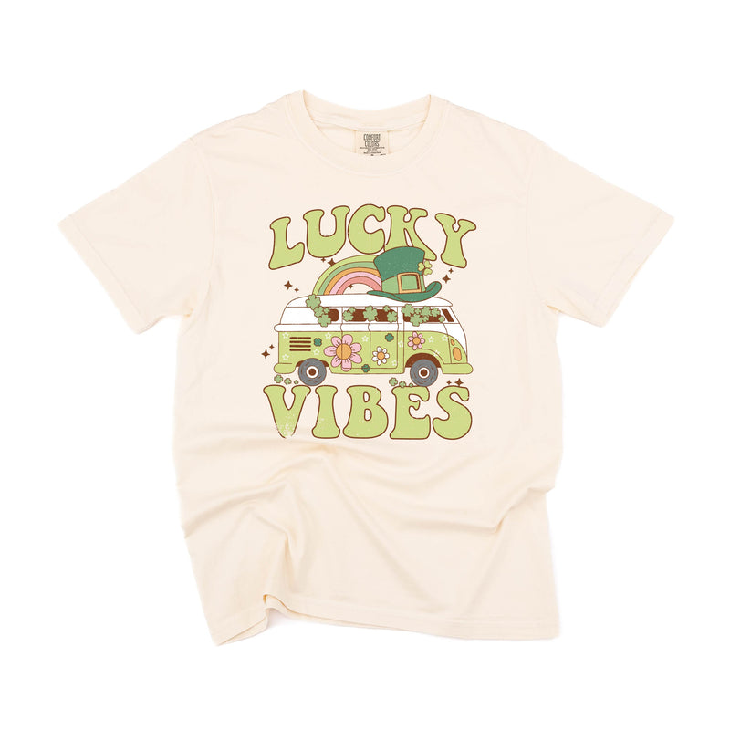 Lucky Vibes - SHORT SLEEVE COMFORT COLORS TEE