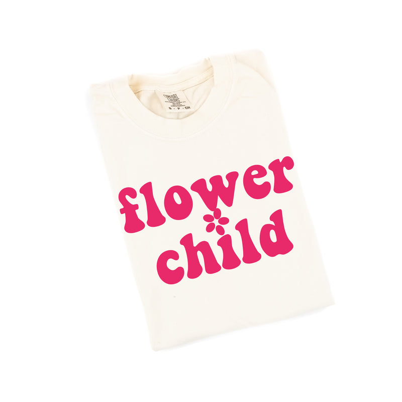 FLOWER CHILD - SHORT SLEEVE COMFORT COLORS TEE
