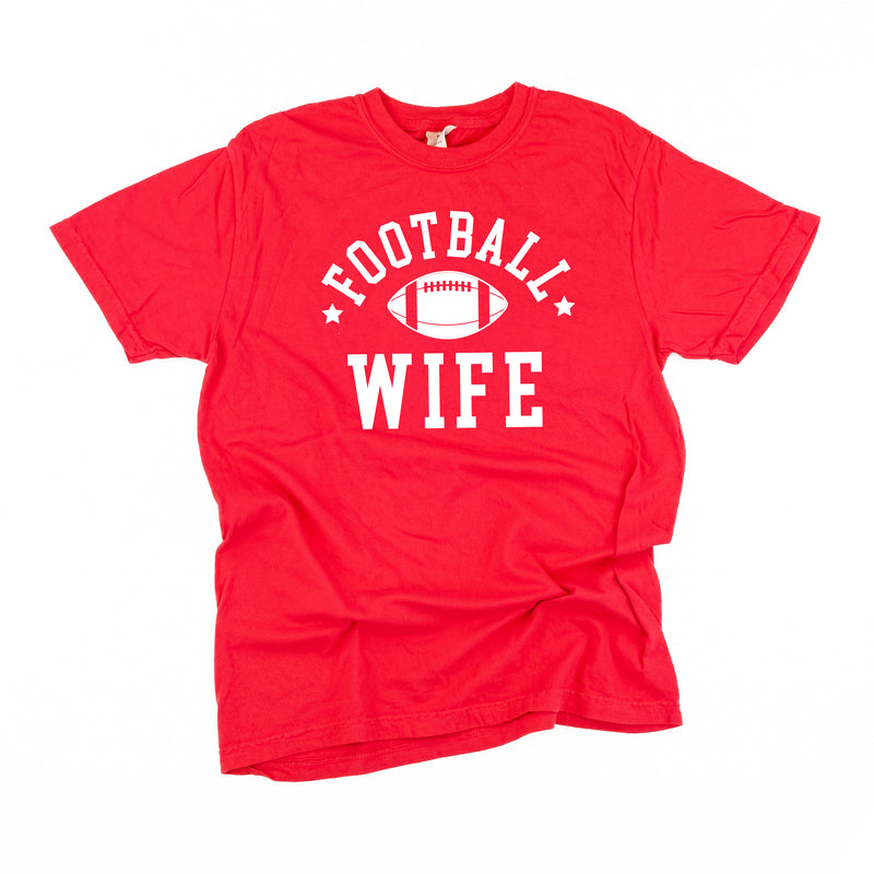 Football Wife (Stars) - SHORT SLEEVE COMFORT COLORS TEE