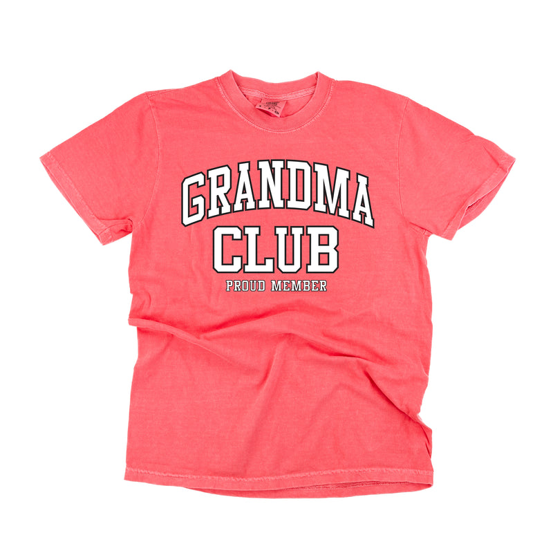 Varsity Style - GRANDMA Club - Proud Member - SHORT SLEEVE COMFORT COLORS TEE