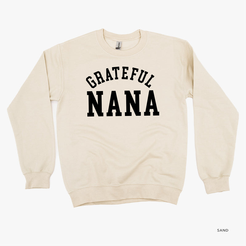 Grateful Family Names - Female - BASIC FLEECE CREWNECK