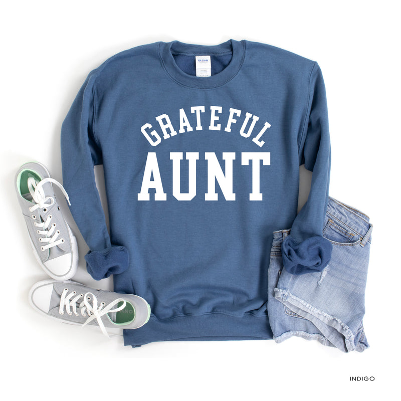 Grateful Family Names - Female - BASIC FLEECE CREWNECK