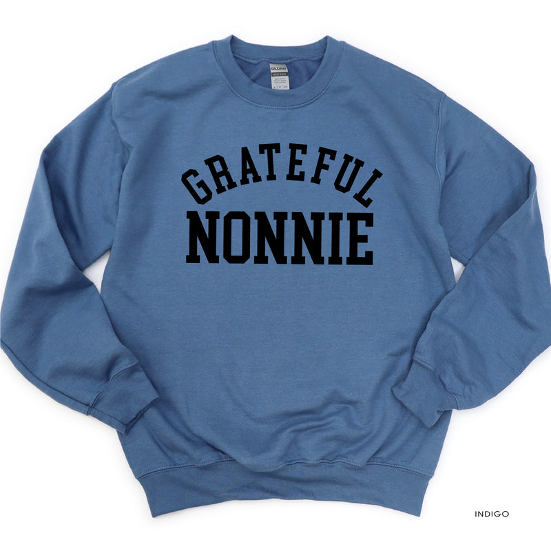 Grateful Family Names - Female - BASIC FLEECE CREWNECK