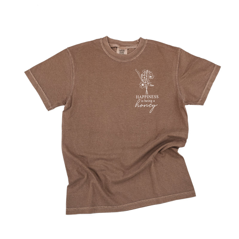 Bouquet Style - Happiness is Being a HONEY - SHORT SLEEVE COMFORT COLORS TEE