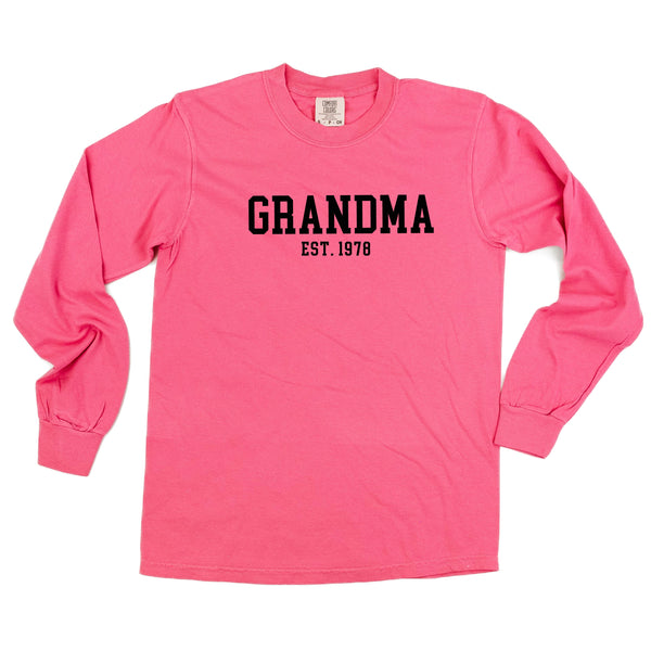 long_sleeve_comfort_colors_grandma_select_your_year_little_mama_shirt_shop