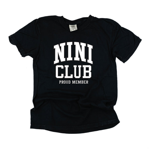 Varsity Style - NINI Club - Proud Member - SHORT SLEEVE COMFORT COLORS TEE