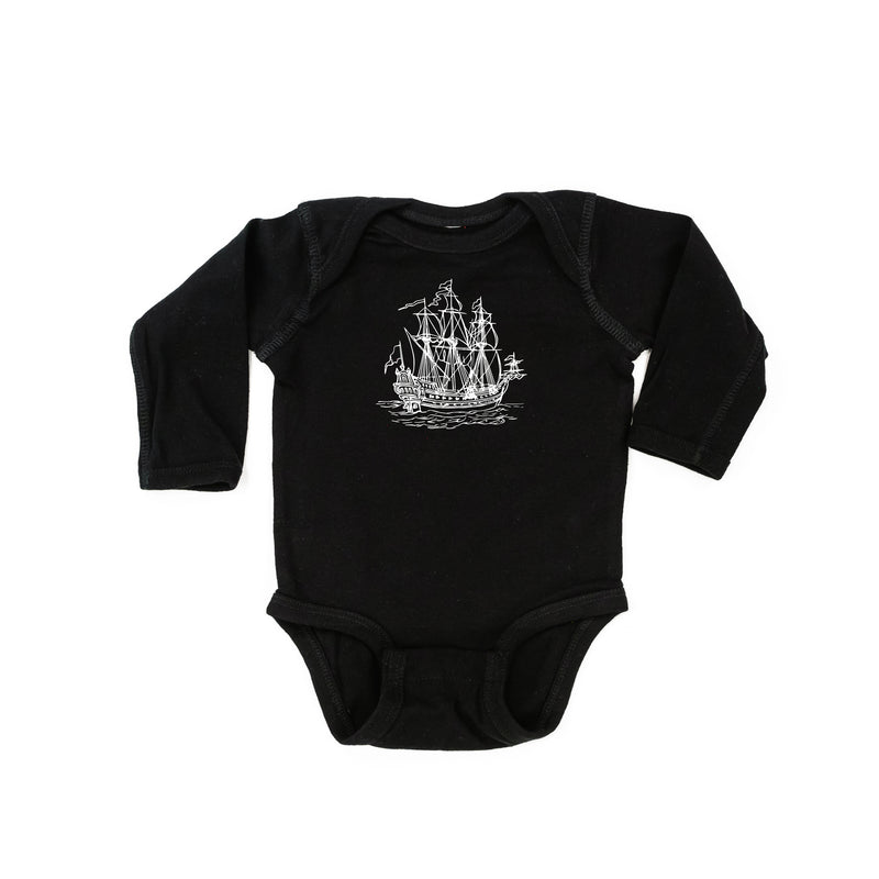 PIRATE SHIP - Minimalist Design - Long Sleeve Child Shirt
