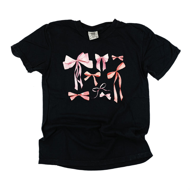 Pink and Red Valentine Bows - SHORT SLEEVE COMFORT COLORS TEE