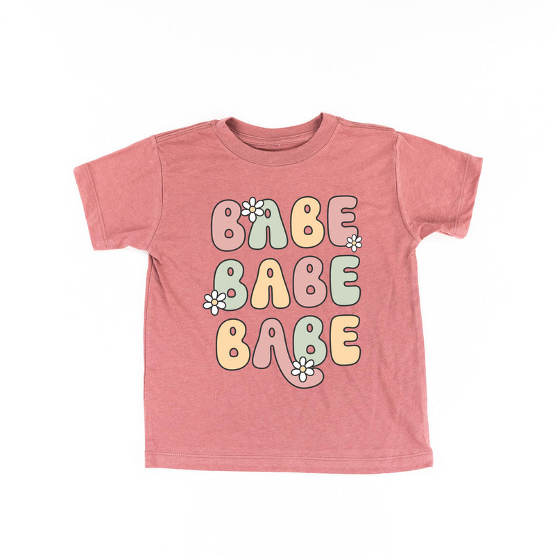 short_sleeve_child_tees_babe_with_daisies_little_mama_shirt_shop