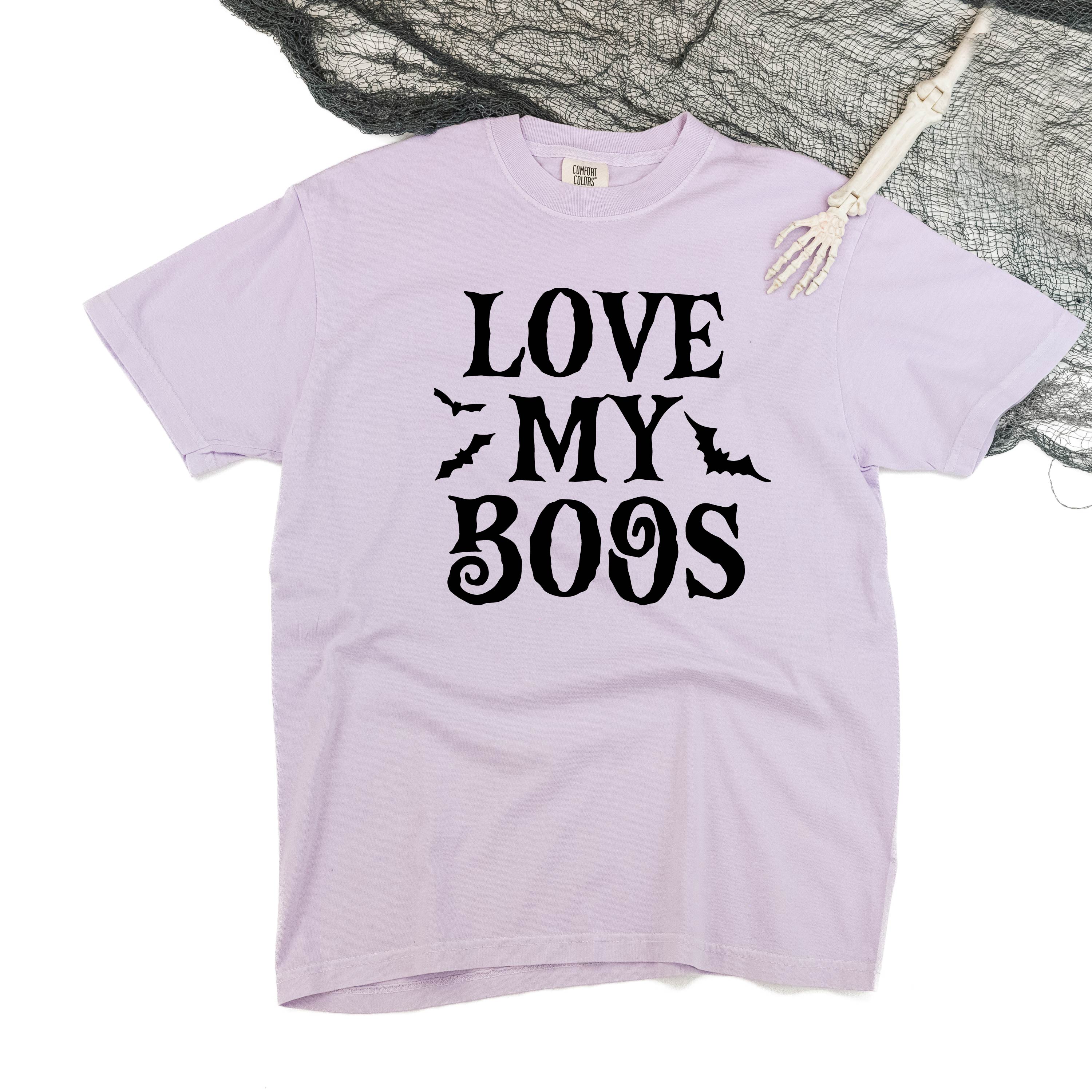 short_sleeve_comfort_colors_love_my_boos_plural_bats_little_mama_shirt_shop