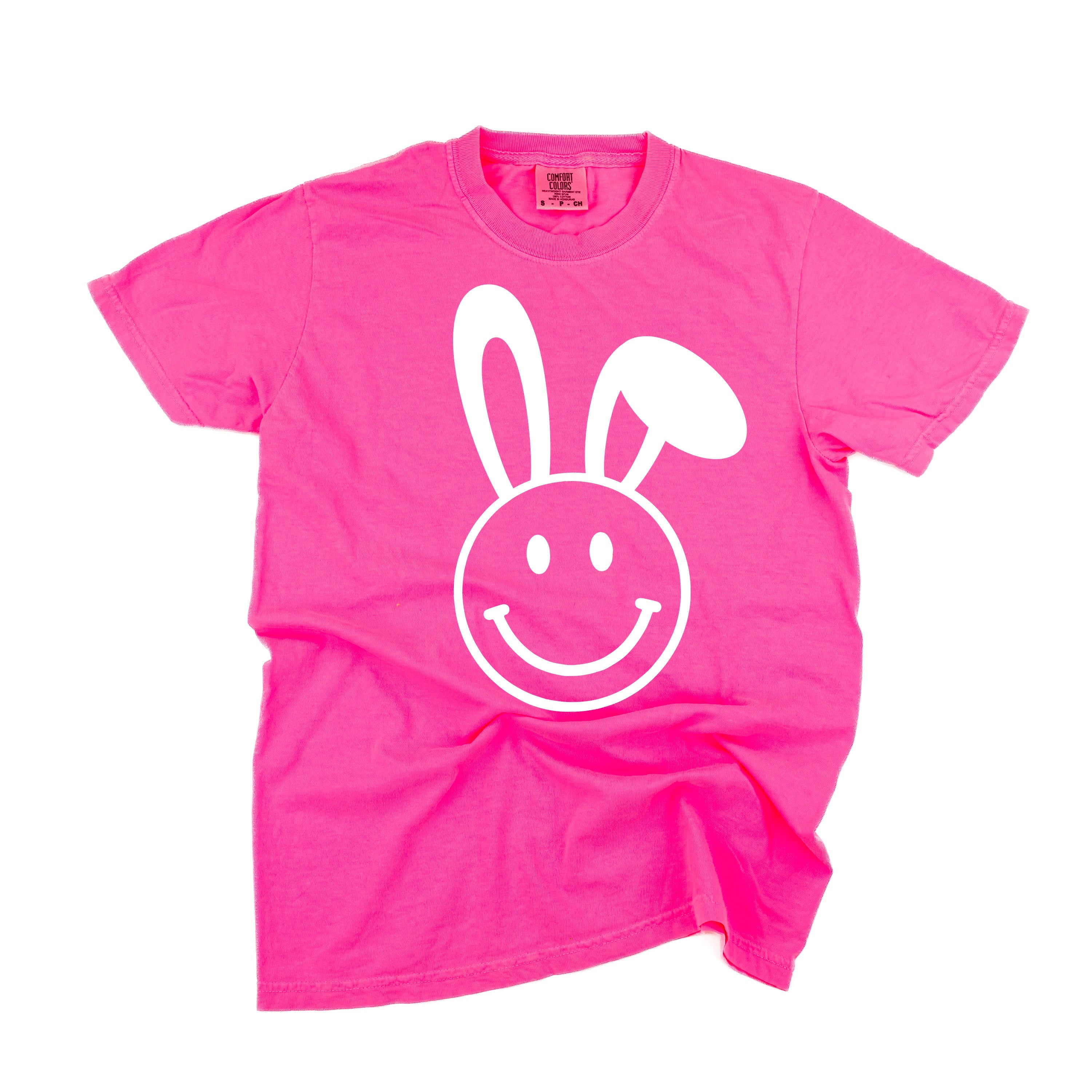 Smiley Face Bunny - Comfort Colors Tee Little Mama Shirt Shop