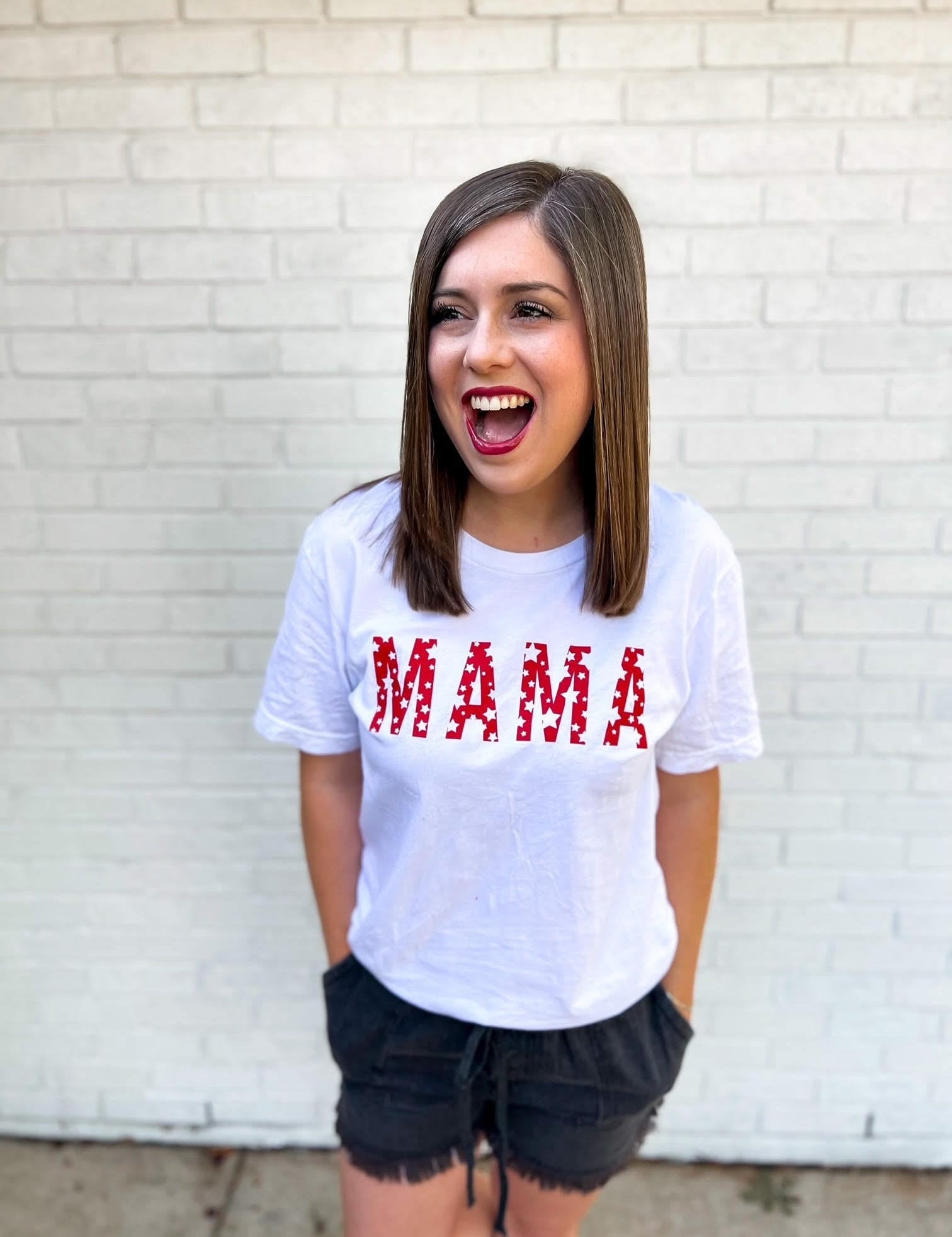 MAMA - STAR PATTERN - Unisex Tee Little Mama Shirt Shop