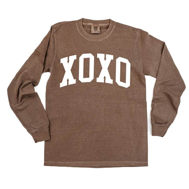 Arched XOXO - Varsity - LONG SLEEVE Comfort Colors Tee