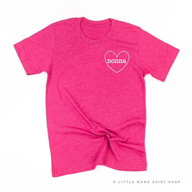 Nonna - Heart Around ﻿- Unisex Tee