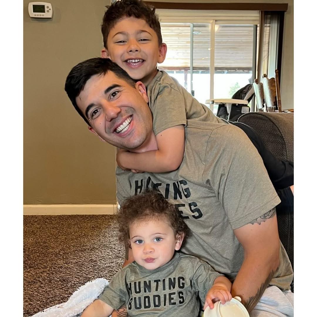 HUNTING BUDDIES - Set of 2 Shirts Little Mama Shirt Shop