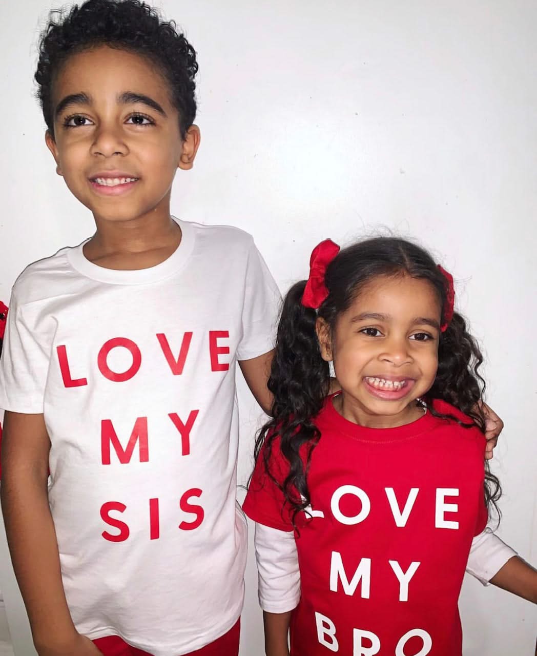 Love My Sis - Child Tee Little Mama Shirt Shop
